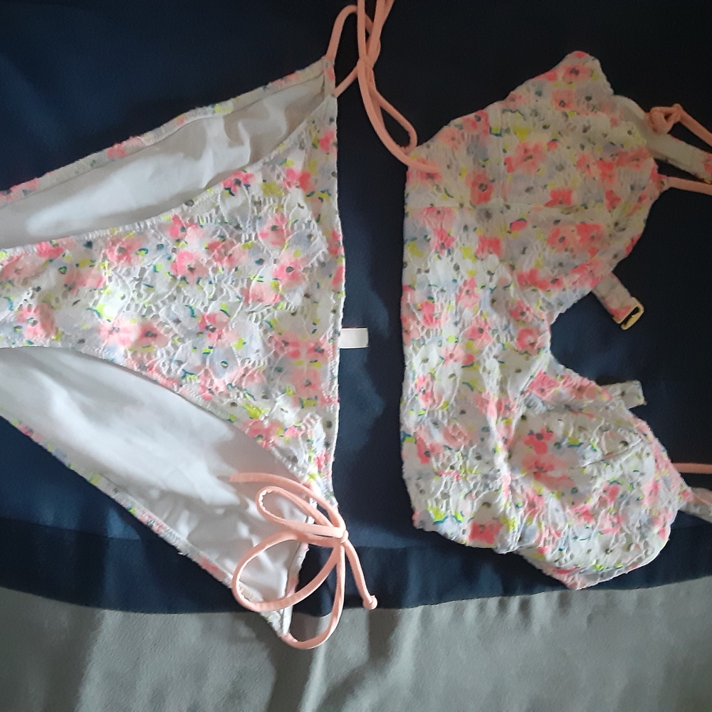Victoria's Secret Multicolor Lace Bikini